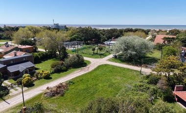 Terreno de 715 m2 Mar Chiquita a 200mts de la playa