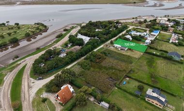 Terreno en  venta de 720m2 a metros de la laguna de Mar Chiquita