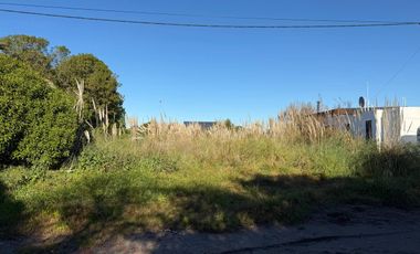 Terreno en  venta de 720m2 a metros de la laguna de Mar Chiquita