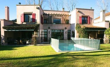 Casa - Ayres de Pilar