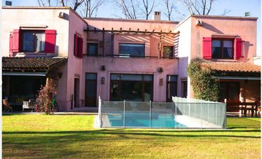 Casa - Ayres de Pilar