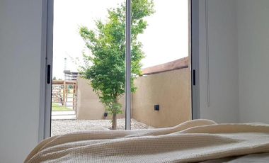 Las Piedras | Venta | Muy interesante PB en esquina de 3 dormitorios con jardín y parrilla