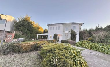 Chalet 4 ambientes en Rumenco