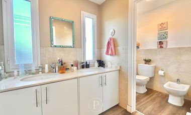 Chalet 4 ambientes en Rumenco