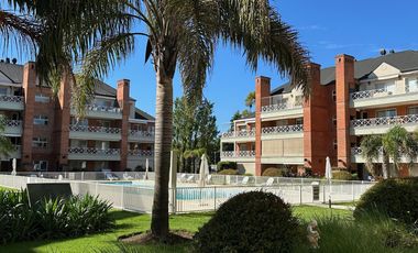 VENTA DEPARTAMENTO 4 AMBIENTES MAS 2 COCHERAS   CONDOMINIO TORTUGAS I