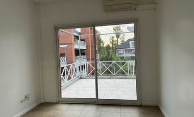 VENTA DEPARTAMENTO 4 AMBIENTES MAS 2 COCHERAS   CONDOMINIO TORTUGAS I