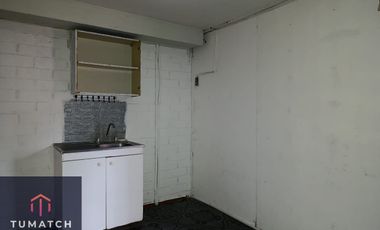 Casa en venta c/ estacionamiento en Centro de Paine