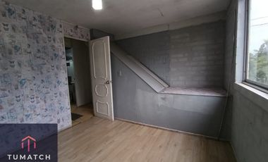 Casa en venta c/ estacionamiento en Centro de Paine