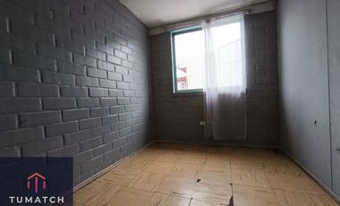 Casa en venta c/ estacionamiento en Centro de Paine