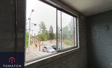 Casa en venta c/ estacionamiento en Centro de Paine