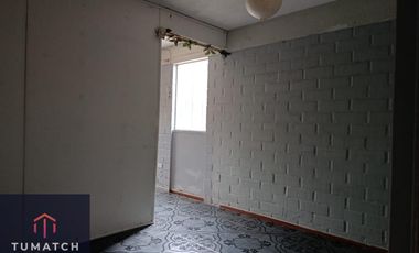 Casa en venta c/ estacionamiento en Centro de Paine