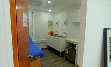 OFICINA 5 PRIVADOS, 2 BAÑOS, 4 ESTACIONAMIENTOS