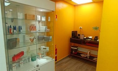 OFICINA 5 PRIVADOS, 2 BAÑOS, 4 ESTACIONAMIENTOS