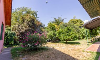 Increíble casa en Armando Moock, Macul. aproximadamente 1.000 m2 de terreno