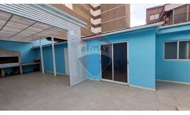 AMPLIA CASA USO COMERCIAL 4D 3B SECTOR AVDA BRASIL
