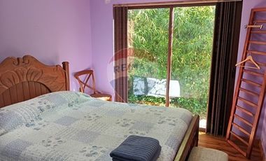 Gran casa cercana a  Melipilla