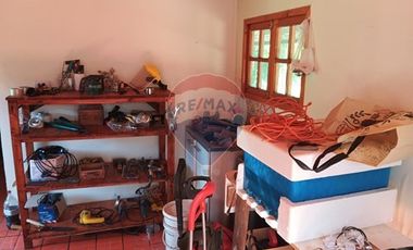 Gran casa cercana a  Melipilla