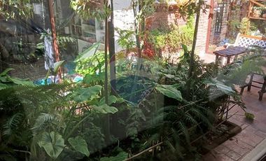 Gran casa cercana a  Melipilla