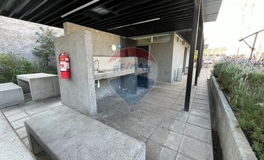 Vista Despejada con 2 Estacionamientos y Bodega