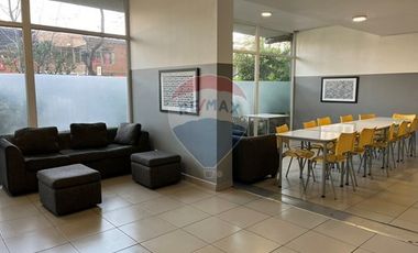 Vista Despejada con 2 Estacionamientos y Bodega