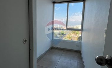 Vista Despejada con 2 Estacionamientos y Bodega