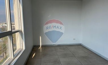 Vista Despejada con 2 Estacionamientos y Bodega