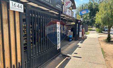 Venta casa comercial esquina-con renta inmediata