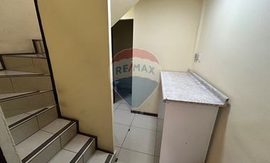 Venta casa comercial esquina-con renta inmediata