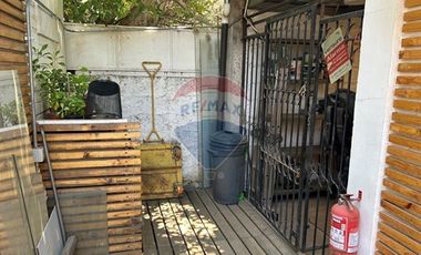 Venta casa comercial esquina-con renta inmediata