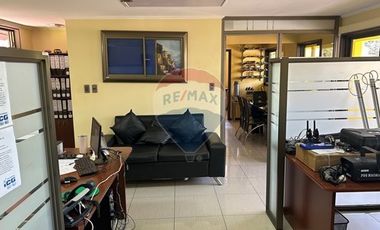 Venta casa comercial esquina-con renta inmediata