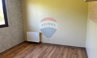 Casa de Lujo 5D 5B + quincho con 2D y 1B y piscina