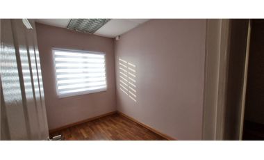 ARRIENDO EDIFICIO COMERCIAL Y OFICINAS 3 PISOS