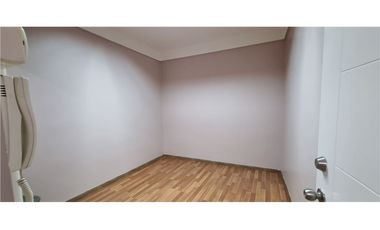 ARRIENDO EDIFICIO COMERCIAL Y OFICINAS 3 PISOS