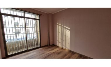ARRIENDO EDIFICIO COMERCIAL Y OFICINAS 3 PISOS