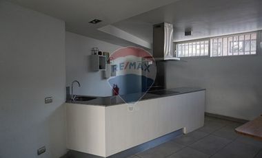 Metro Santa Isabel-Barrio Italia!, 1D-1B