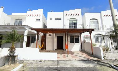 Casa en venta Urbanización Altamar 2, General Villamil Playas. AlfS