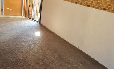 VENTA- CASA 9 AMBIENTES, GREGORIO DE LAFERRERE