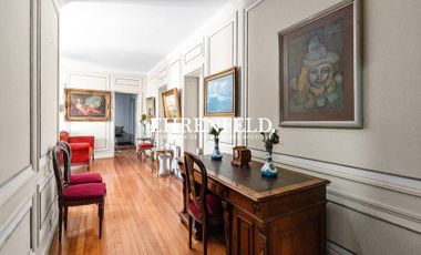 Providencia, Santiago. Gran casona remodelada, giro comercial.