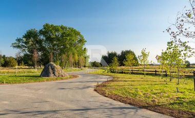 PARCELA EN CONDOMINIO EL ALBA A SÓLO 5MIN DEL CENTRO