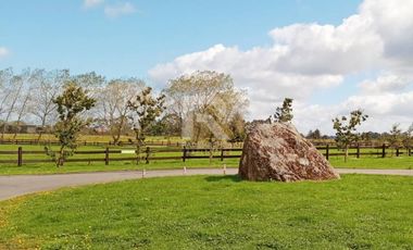 PARCELA EN CONDOMINIO EL ALBA A SÓLO 5MIN DEL CENTRO