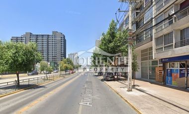 VICUÑA MACKENNA A PASOS DE METRO IRARRAZAVAL