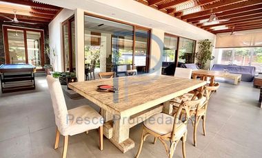 ESPECTACULAR CASA ESTILO MEDITERRÁNEO UBICADO EN PIEDRA ROJA