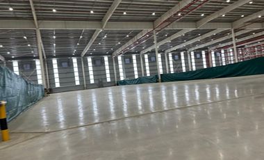 Alquiler Nave Industrial TRIPLE A EN EL JAGUEL DEPOSITO DE 5800 M2 CUBIERTOS