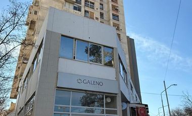 ALQUILER COCHERA Y BAULERA en Calle Santa Fe  N°634