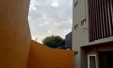 OFICINA ALQ PLANTA LIBRE 78m2, dos cocheras