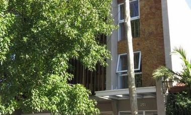 OFICINA ALQ PLANTA LIBRE 78m2, dos cocheras