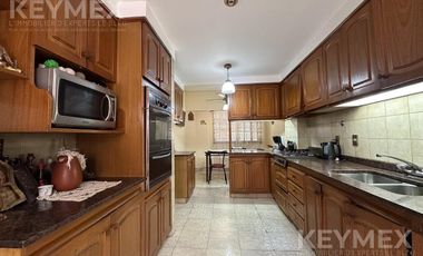 Casa en venta con pileta San martin zona residencial