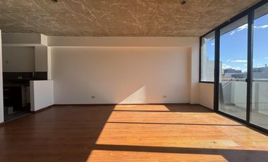 Luminoso y amplio 2 ambientes con balcon