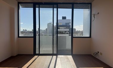 Luminoso y amplio 2 ambientes con balcon