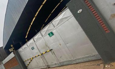 Galpón en  San Isidro